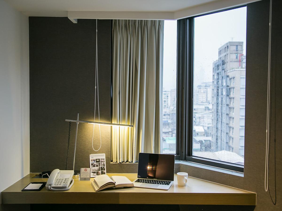 Royal Inn Taipei Linsen - Huashan 1914 Creative Park Zewnętrze zdjęcie