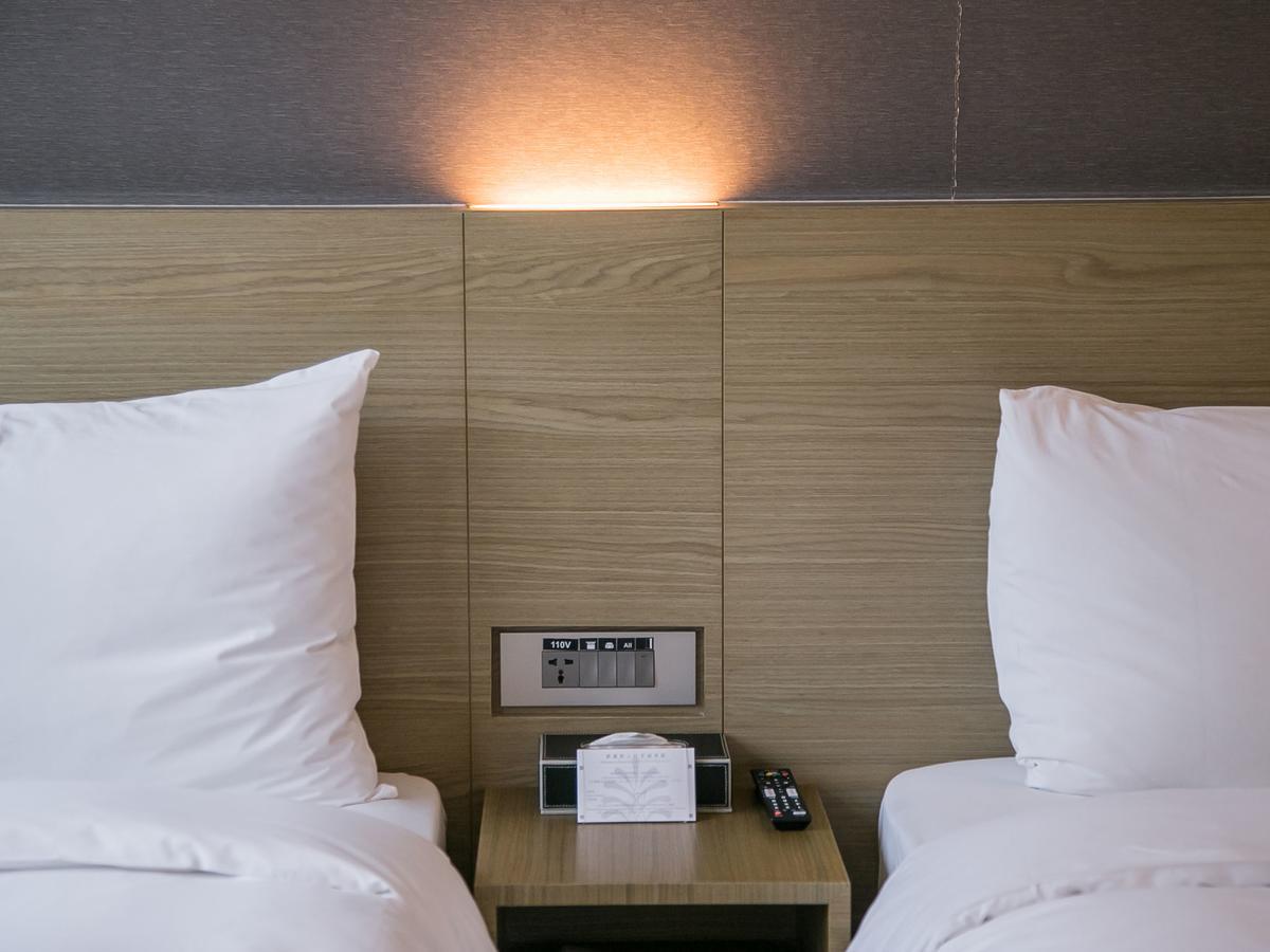 Royal Inn Taipei Linsen - Huashan 1914 Creative Park Zewnętrze zdjęcie